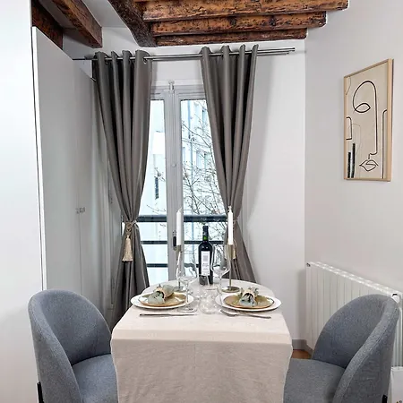 Charming With Elevator Access Near Luxembourg Gardens Apartment *